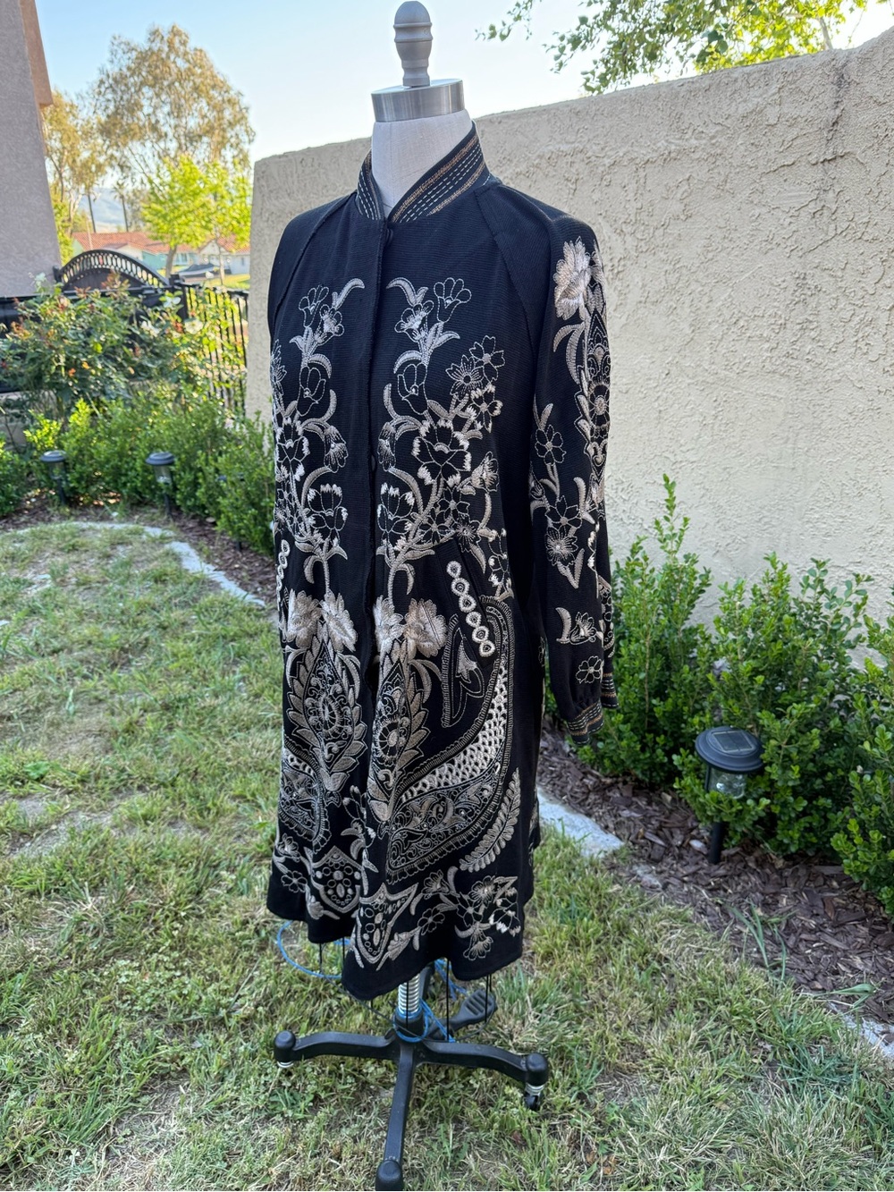 Johnny Was Leon Embroidered knit Coat jacket